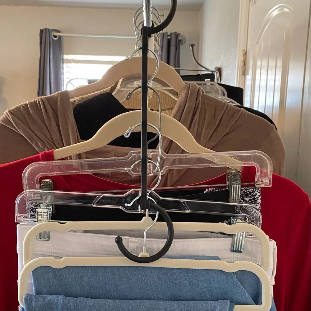 Set of 8 Space Saving Magic Cascading Hangers for Closet Organization